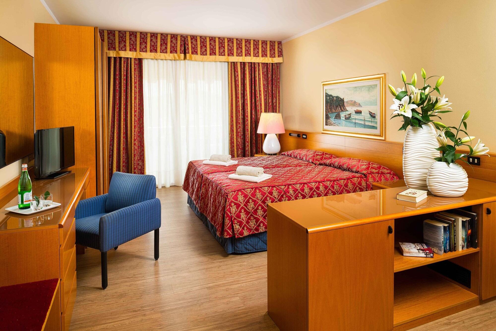 Hotel Metropole Абано Терме Екстериор снимка