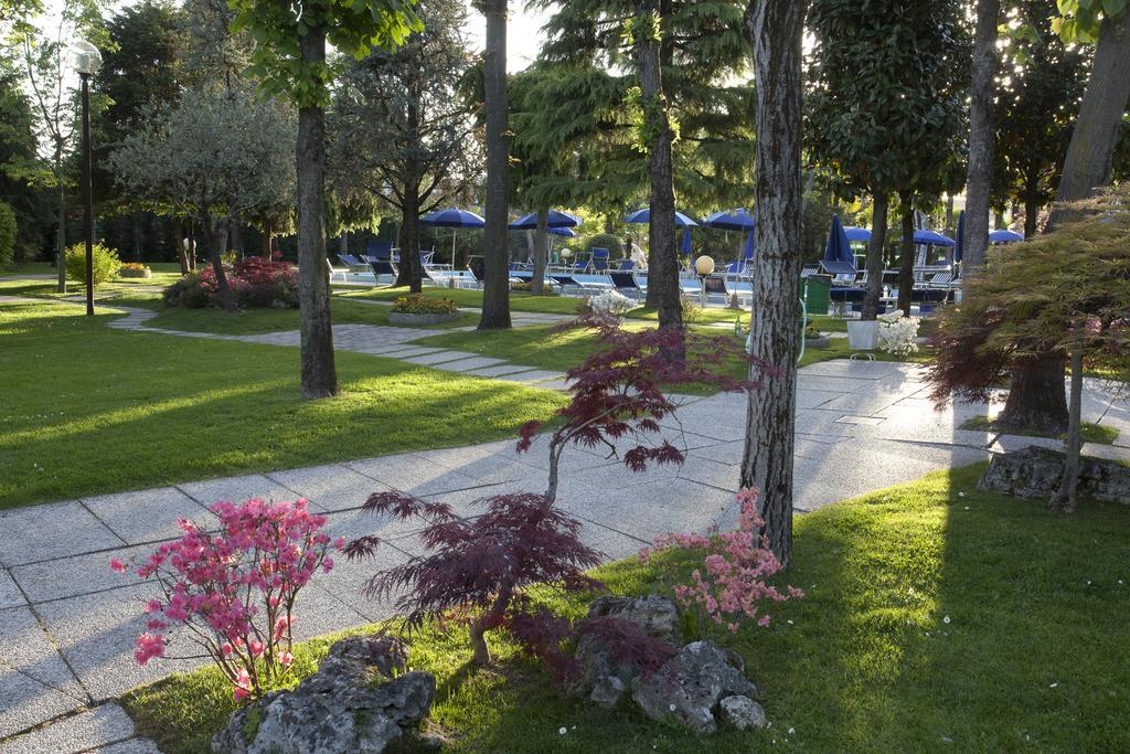 Hotel Metropole Абано Терме Екстериор снимка