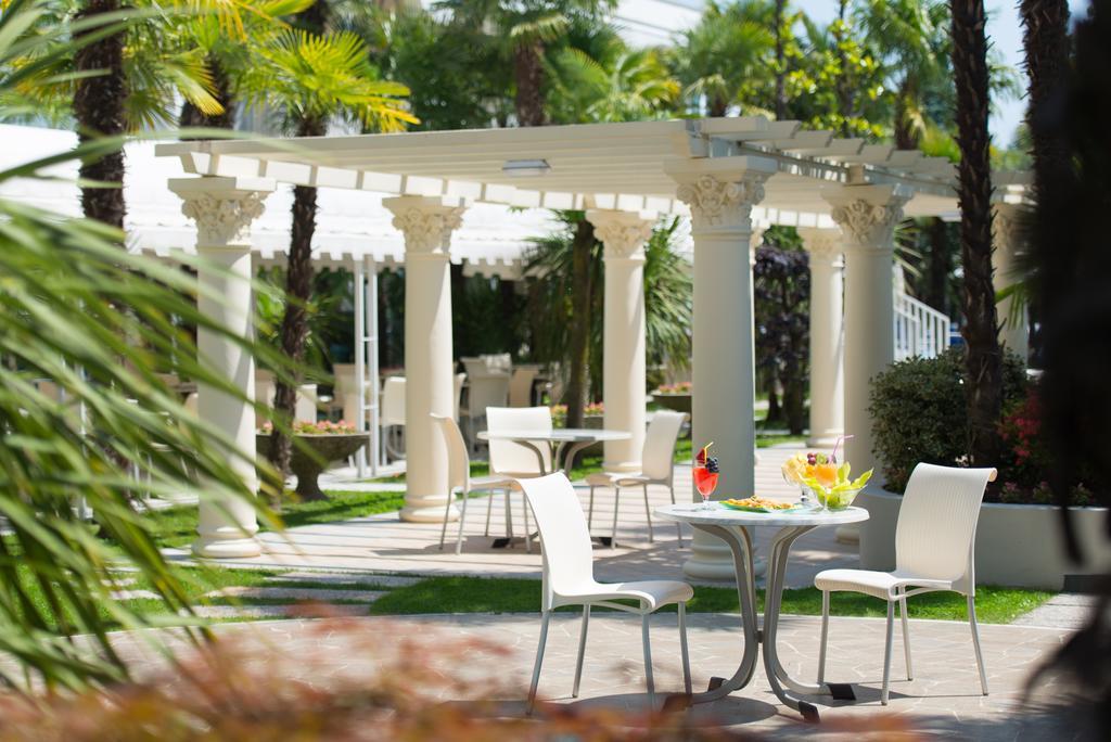 Hotel Metropole Абано Терме Екстериор снимка
