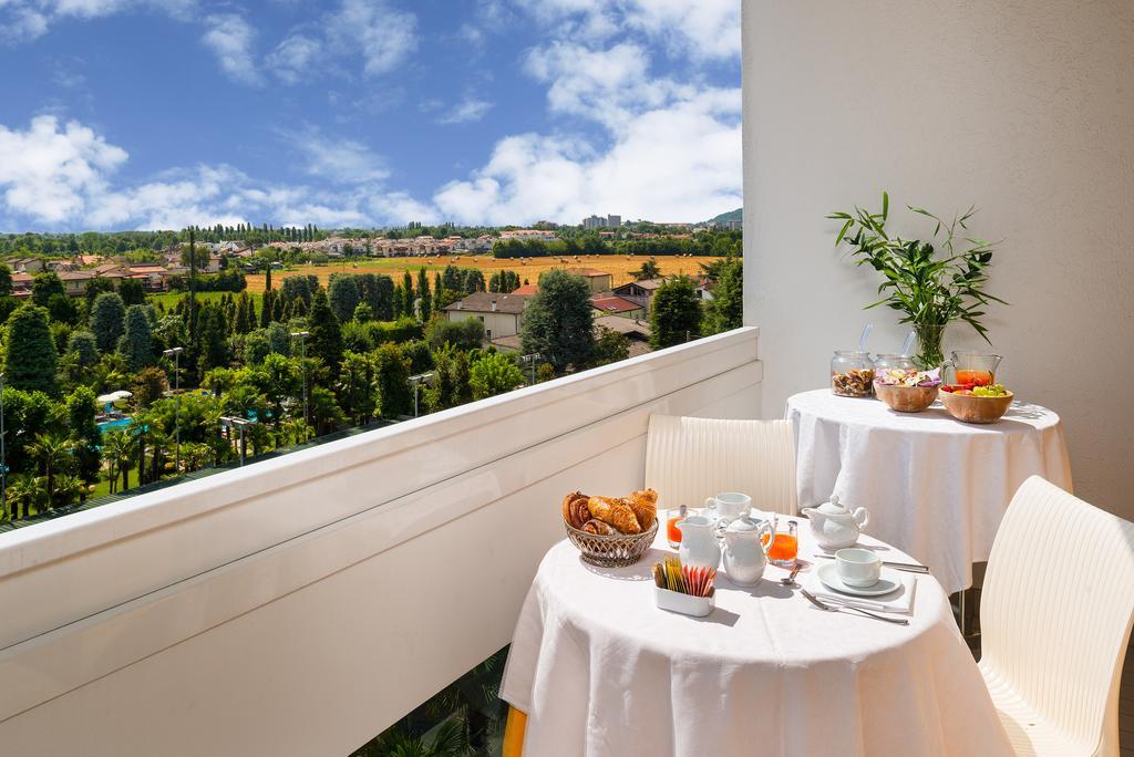 Hotel Metropole Абано Терме Екстериор снимка